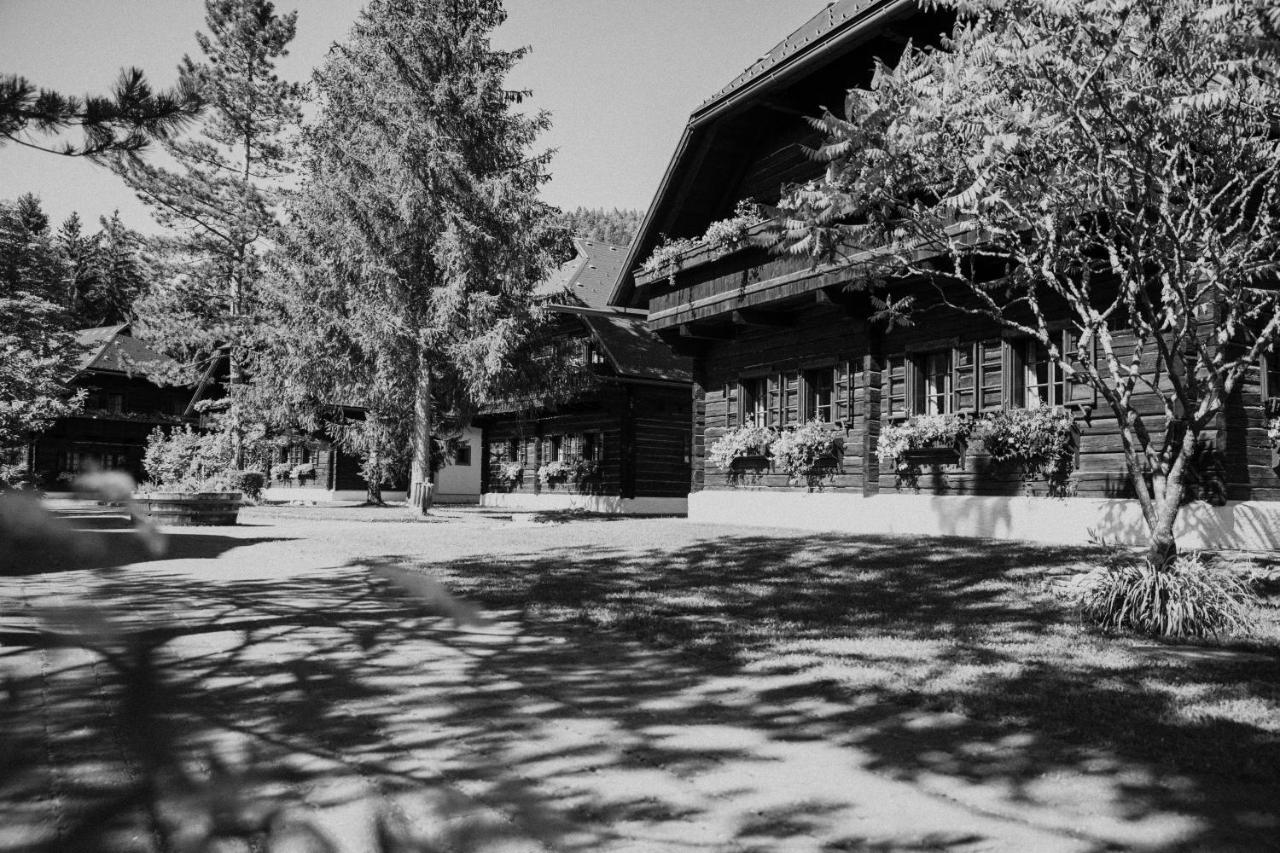 Naturel Hoteldorf Seeleitn Faak am See Dış mekan fotoğraf